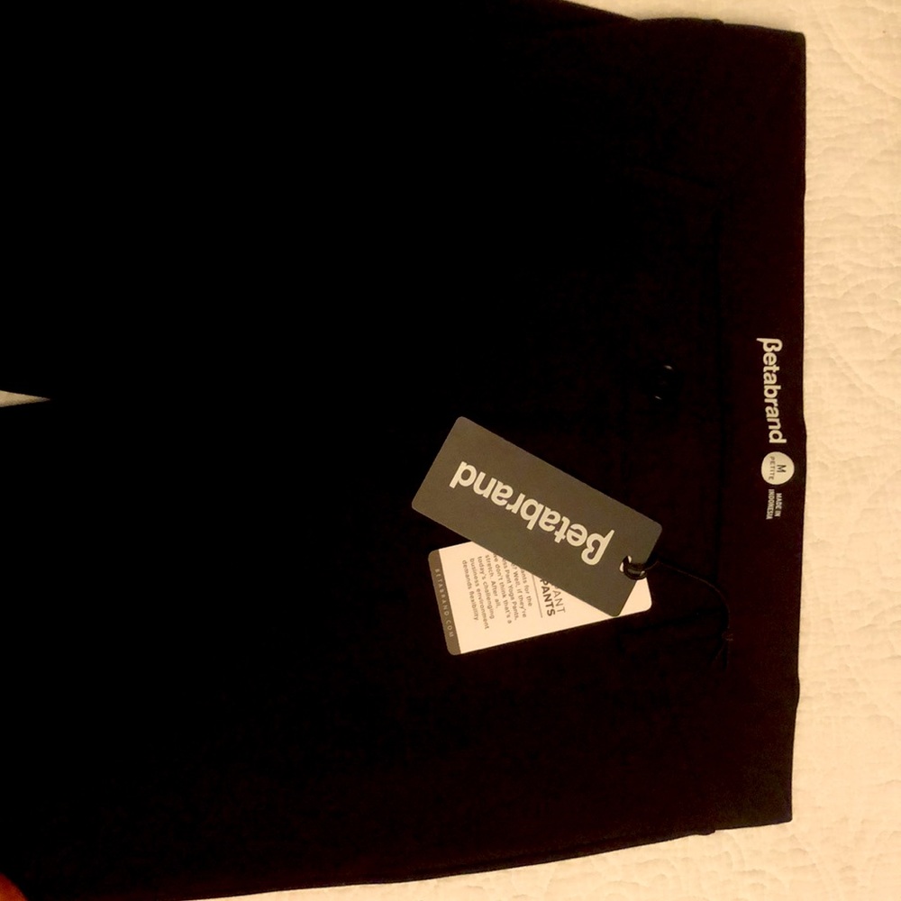 New Betabrand dress pants yoga pants . Size medium petite. Never worn..tags on